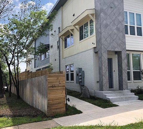 3rd image of 1121 Bernard St #102