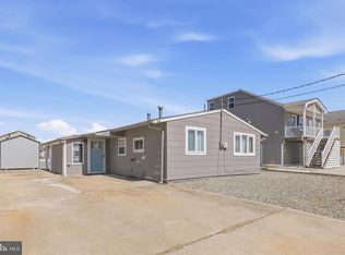 18 Lake Huron Dr, Little Egg Harbor, NJ
