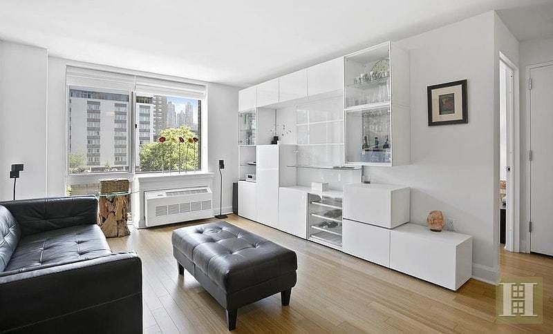 1st image of 505 W 47th St #3C