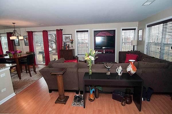 1st image of 1400 Hampshire Ct