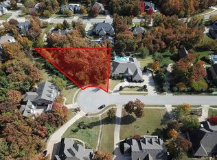 1350 N Montview Dr, Fayetteville, AR 72701