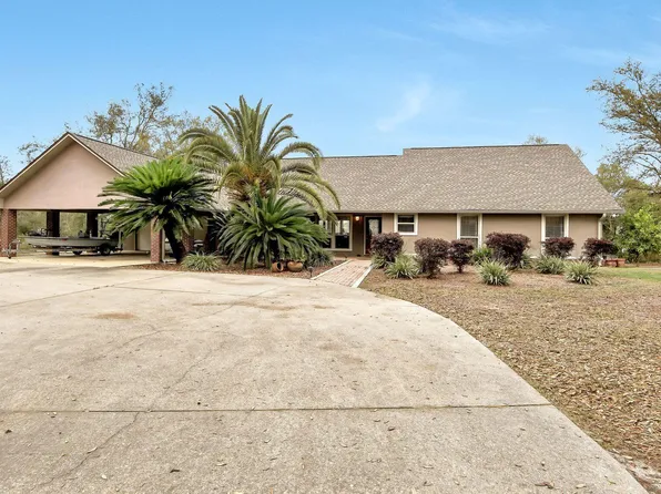 13642 Sandy Rd, Panama City, FL 32409
