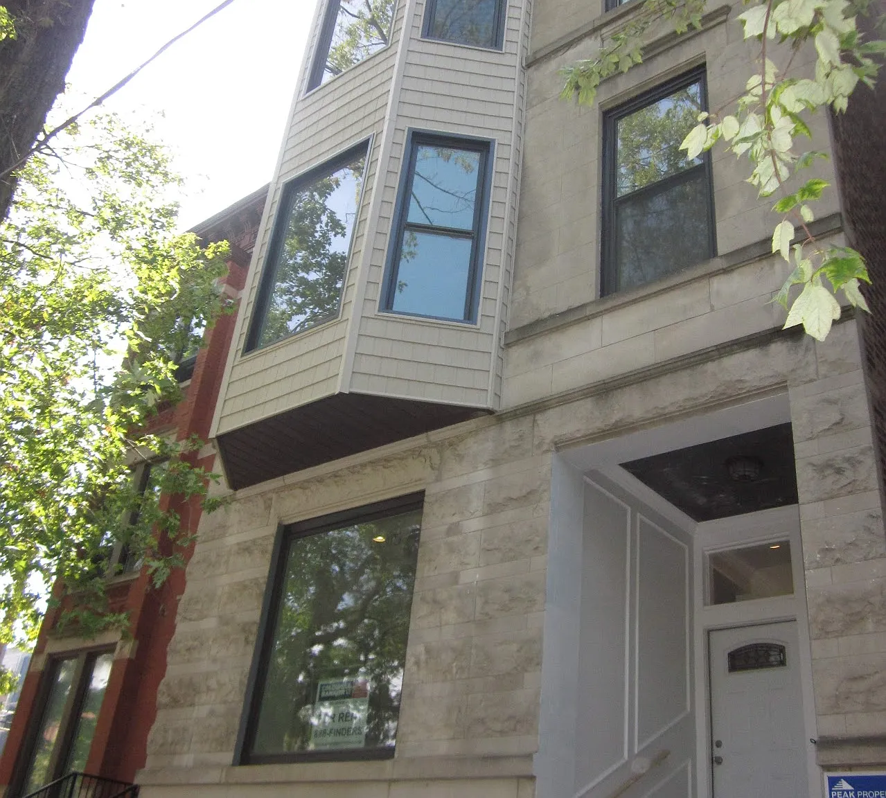 N Bissell St, Chicago — Photo 1