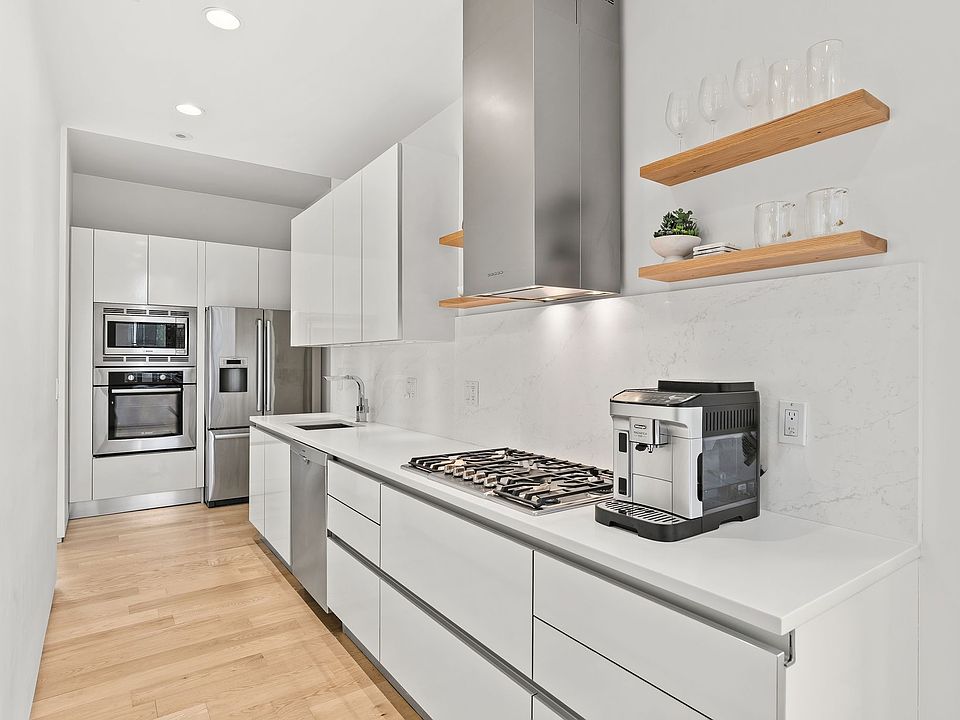 1st image of 537 E 1st St #6A
