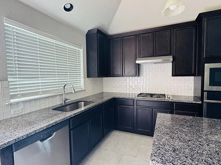 2800 Joe Dimaggio Blvd #81 — Photo 7