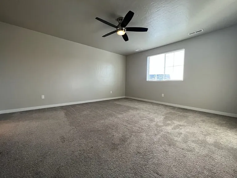 128 N Sevenoaks Ave — Photo 17