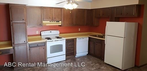 2nd image of 3633 N 6th St APT 11