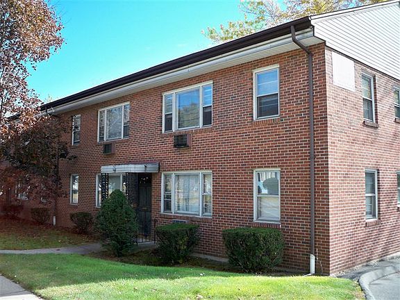 Crestwood Apt. 185 Frederick St. Bristol