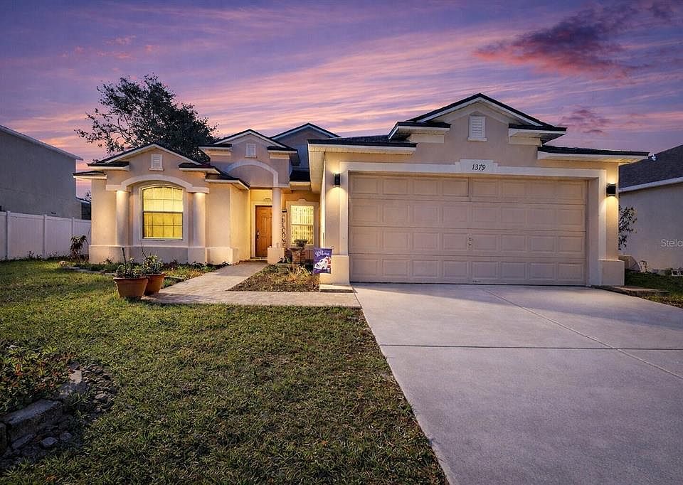 1st image of 1379 Osprey Way