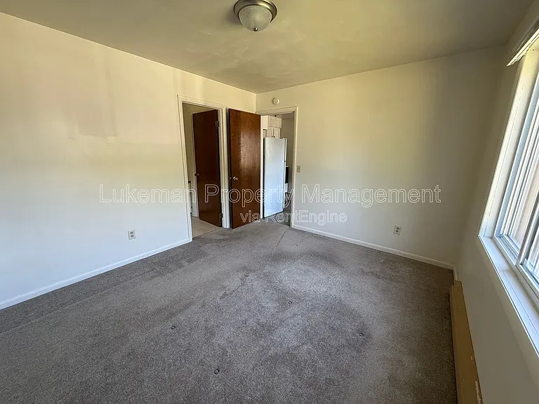13024 North Boulevard St #4 — Photo 3