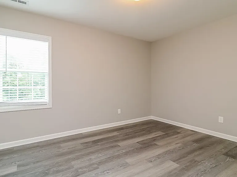 253 Lanier Pl — Photo 11