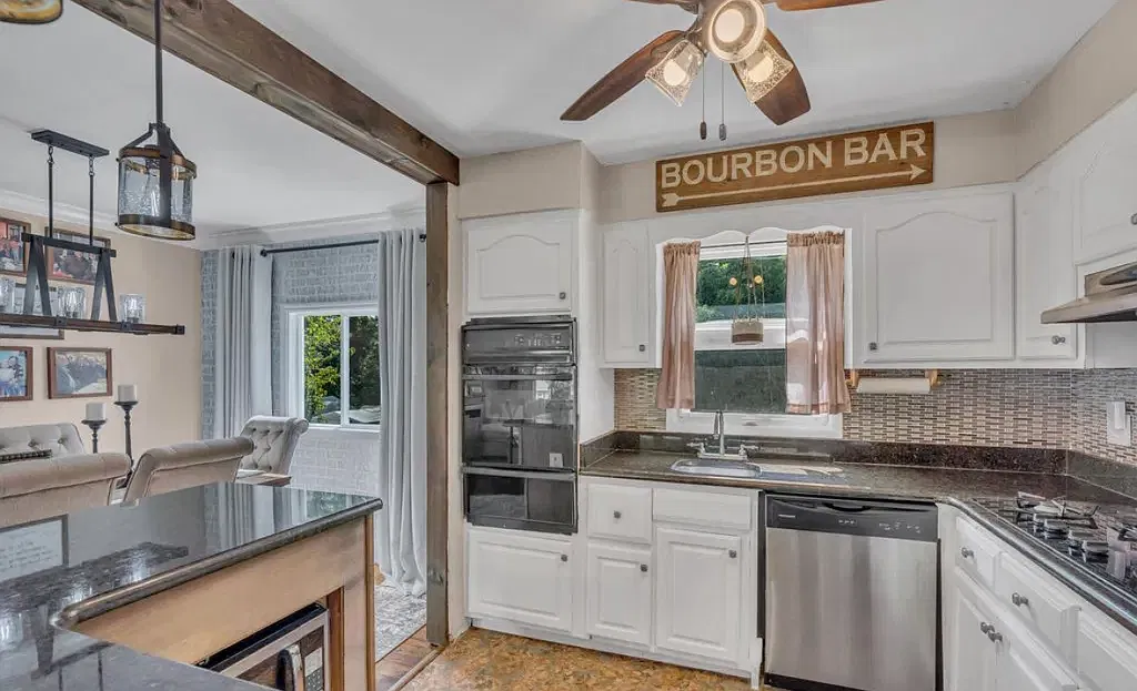 4 bed, $3,400 — Photo 4