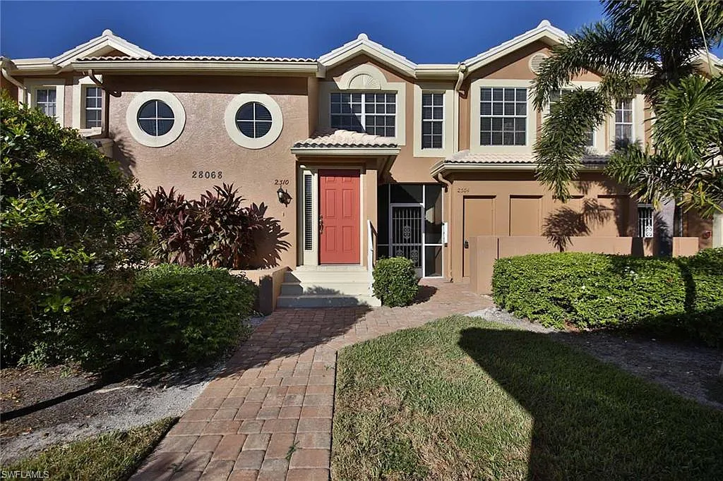 2 bed, 2.0 bath, 1339 sqft, $5,500 — Photo 1