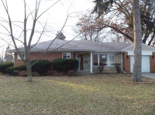 900 S Elmhurst Rd, Mount Prospect, IL 60056