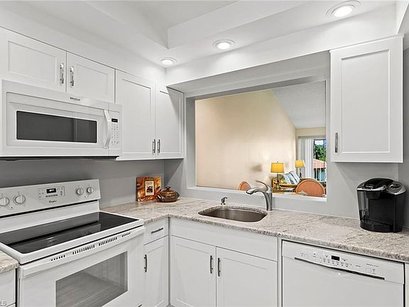 5th image of 905 Augusta Blvd APT 7