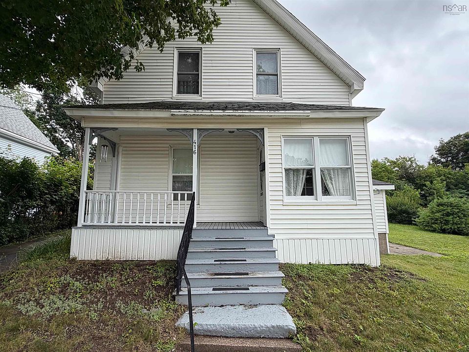 1st image of 416 Pleasant St