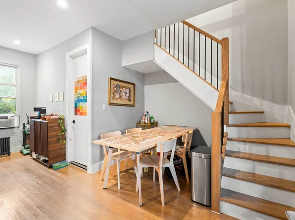 171 8th Street image 8 of 33