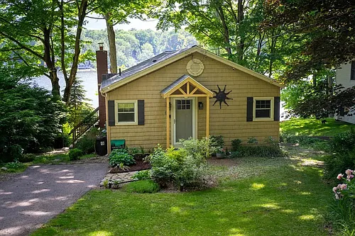 63 Lakeside Dr Photo 1