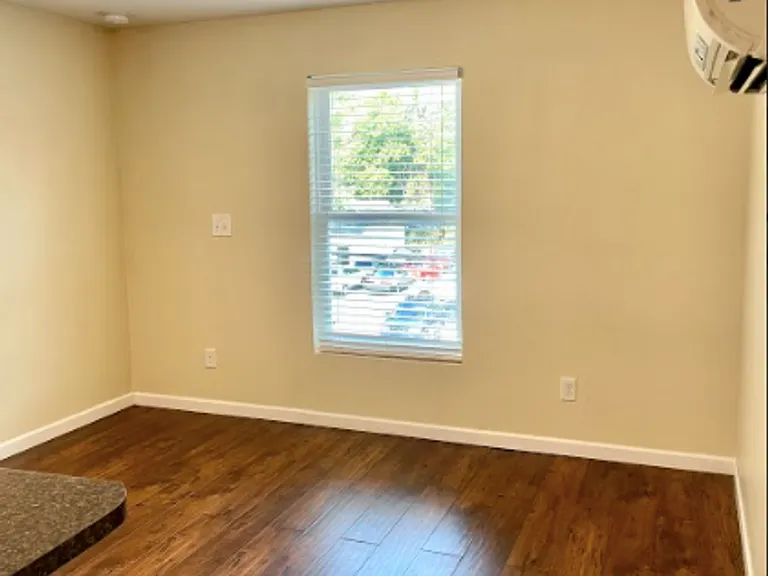 1300 S Walnut St #1 — Photo 10