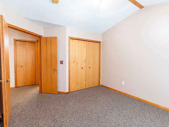 5th image of 344 Cottonwood Ln