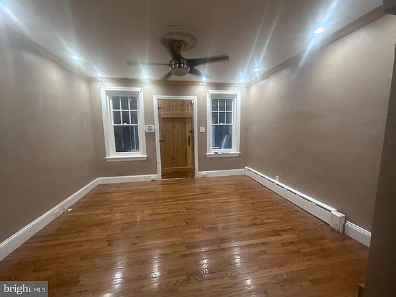 4th image of 2312 S Bonsall St