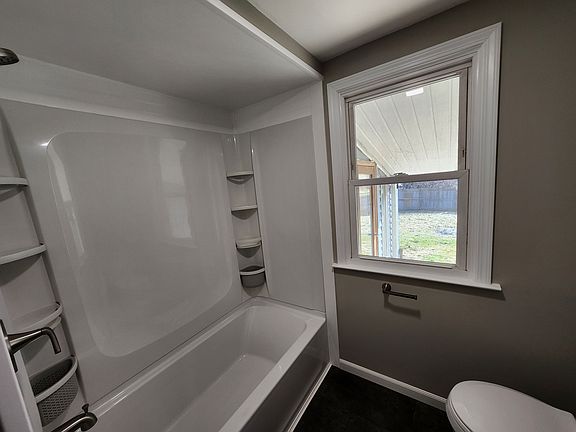 4th image of 113 Harrington St