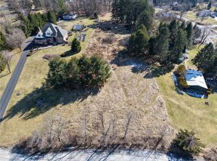 4990 Lakewood Rd, Gibsonia, PA 15044