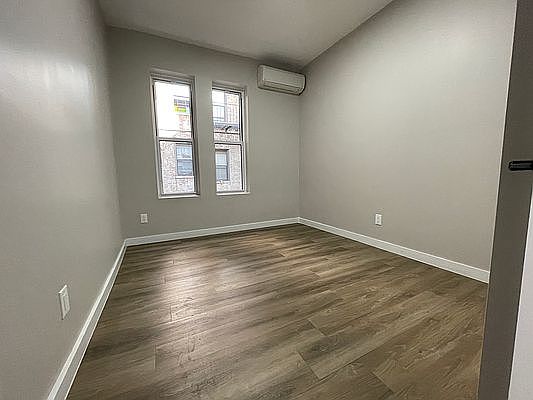 3rd image of 30 Lefferts Ave APT 1F