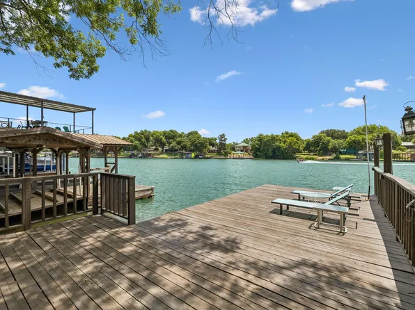 2632 Williams Lakeshore Dr, Kingsland, TX 78639