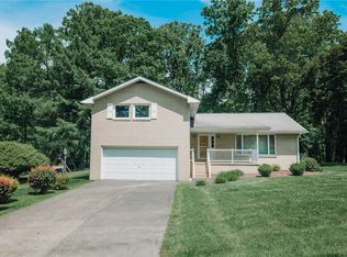 862 White Farm Rd, Indiana, PA 15701