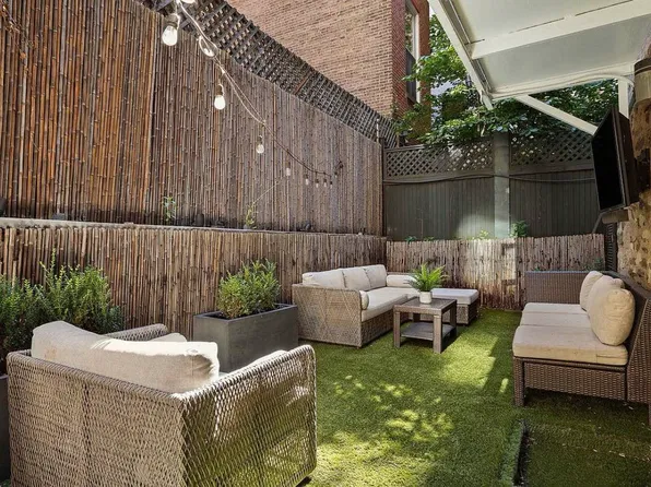 105 East 19th Street image 2 of 10