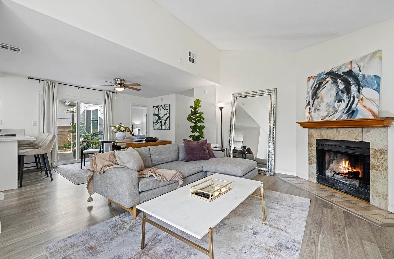 1239 E Avenue J5 — Photo 1