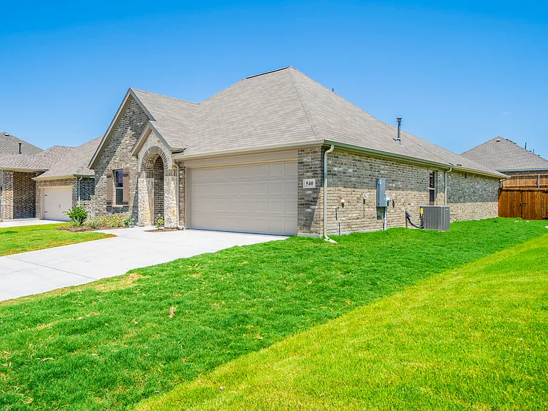 540 Brook View Dr — Photo 25