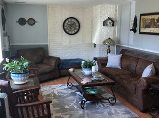 38 Pollard Rd #B, Plaistow, NH 03865