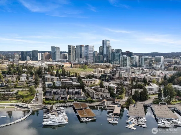 9951 Lake Washington Boulevard NE #24, Bellevue, WA 98004