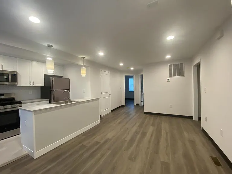 5622 Midwood Ave #1 — Photo 22