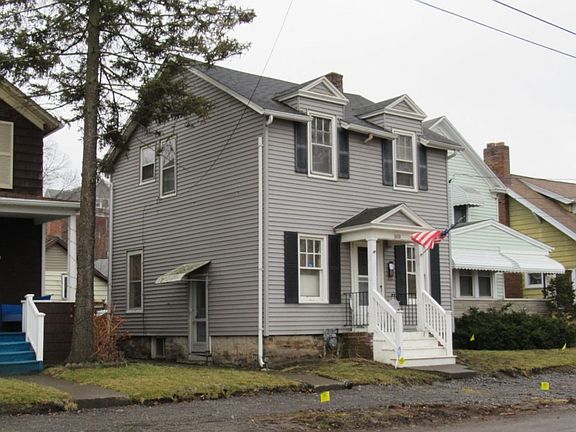 3rd image of 2675 Whirlpool St