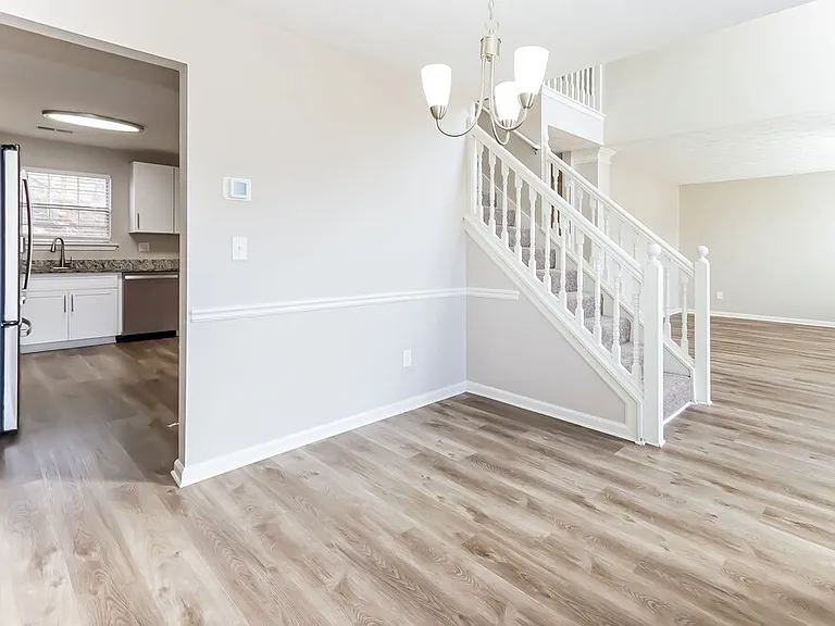 1456 Pebble Ridge Ln — Photo 6