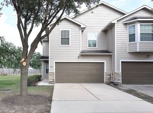 5003 Dartmoor Ridge Trl, Houston, TX 77066