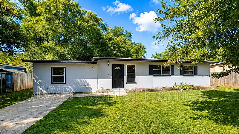 1st image of 7822 Dubois Dr