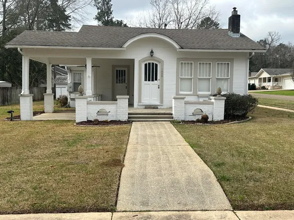 1029 W 6th St, Prentiss, MS 39474
