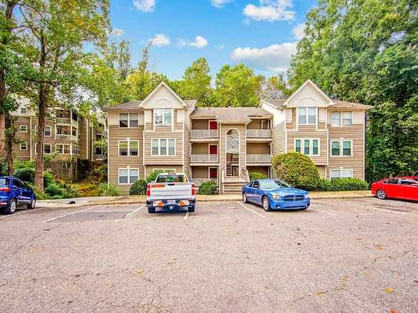 6760 Willowbrook Dr APT 8, Fayetteville, NC 28314