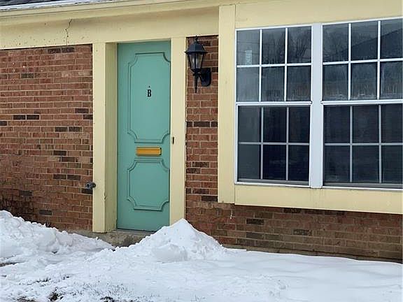 2nd image of 512 Watervliet Ave APT B