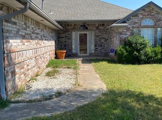 8108 Eagle Cir, Oklahoma City, OK 73135