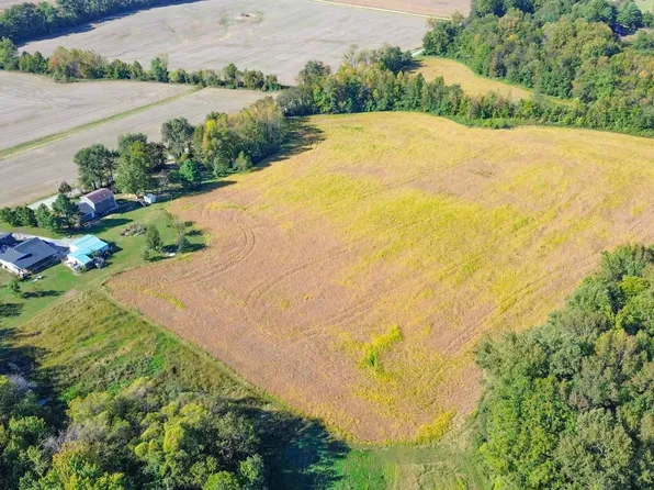 8980 W North Royster Rd, Robards, KY 42452