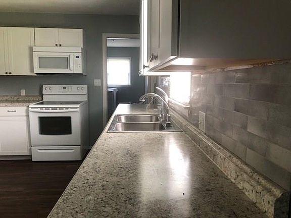 4th image of 505 S Kenton St