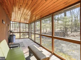 61 Grouse Cir, Lost City, WV 26810