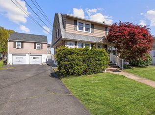 313 Beers St, Keyport, NJ 07735