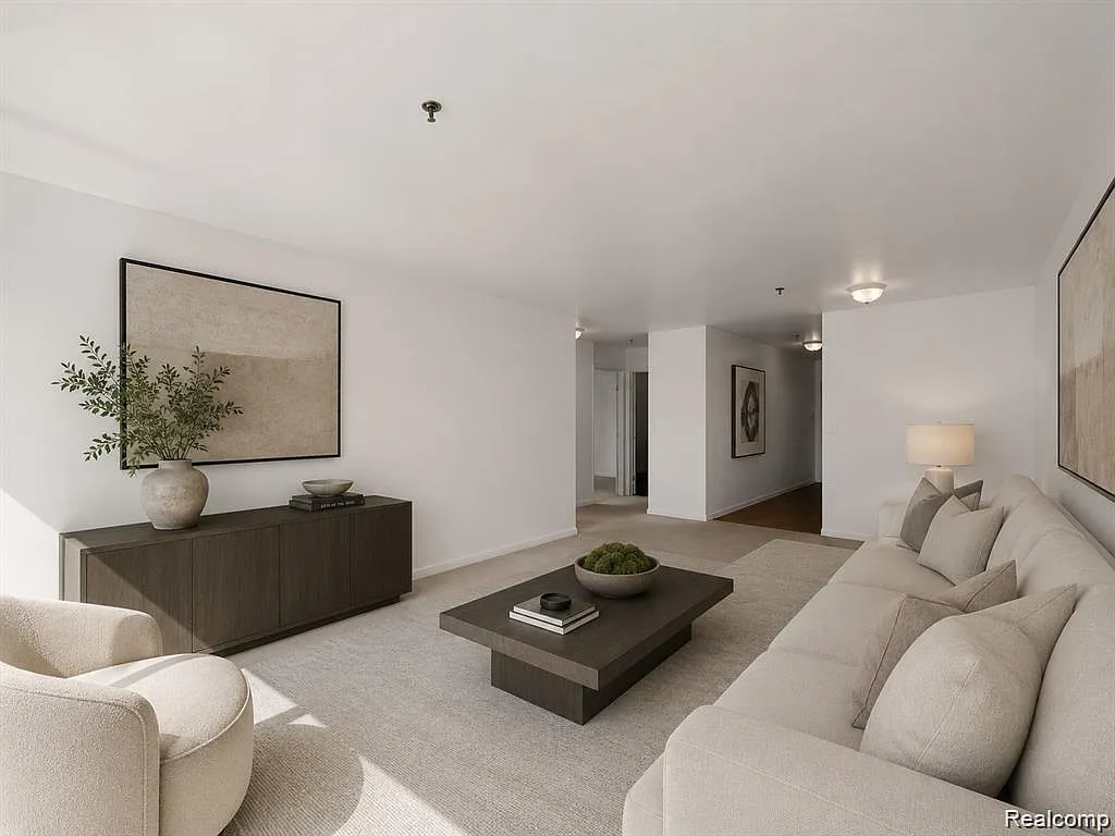 2 bed, 1040 sqft, $2,000 — Photo 4