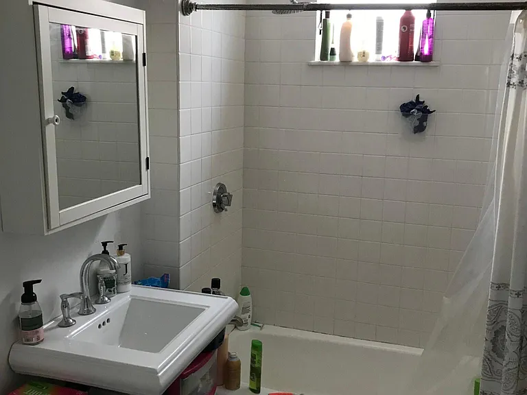 39 Foster St #1 — Photo 11